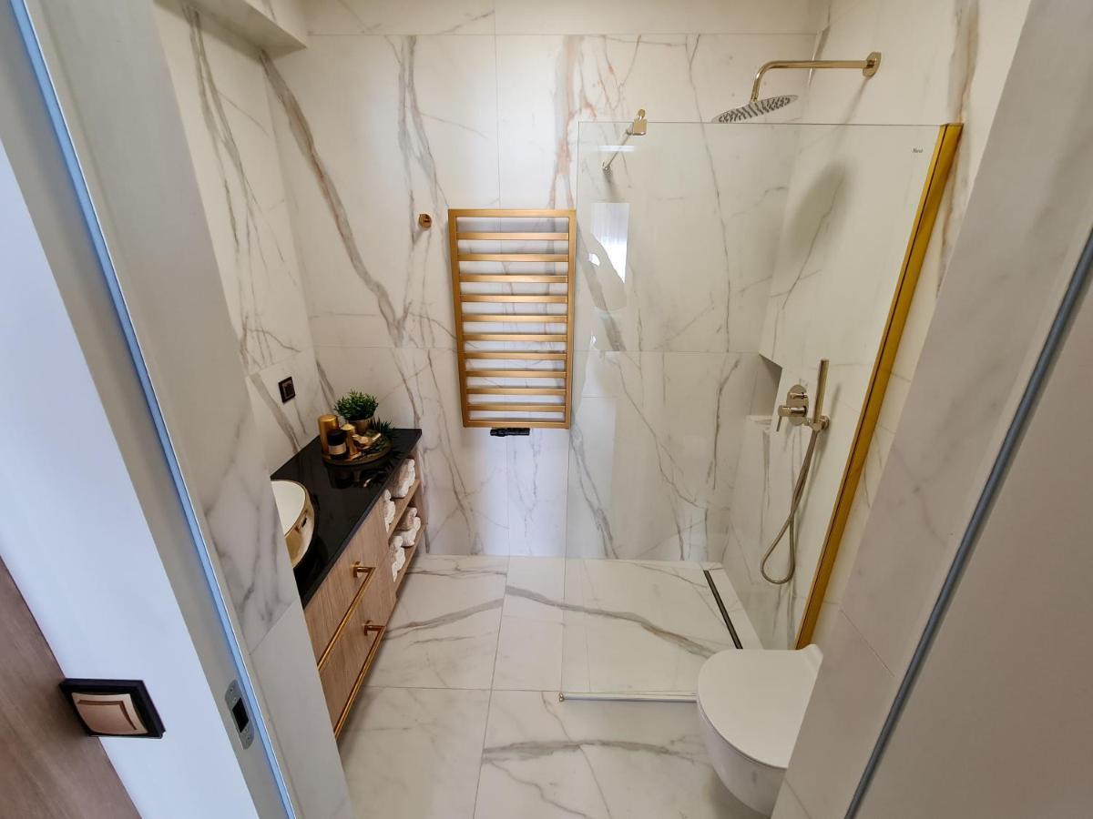 Apartamenty Hallera 4 Jarocin Eksteriør bilde