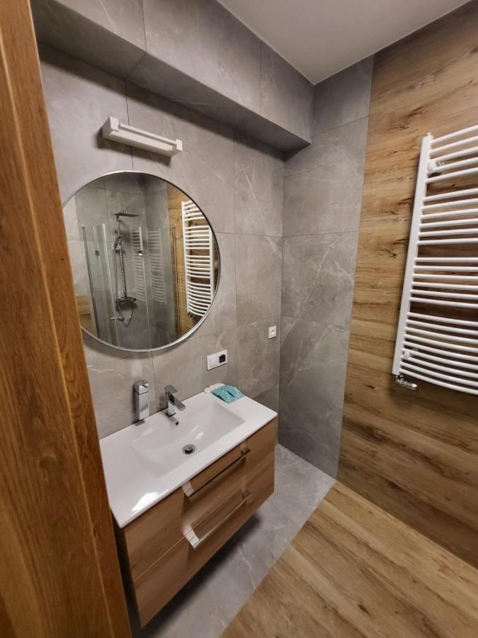 Apartamenty Hallera 4 Jarocin Eksteriør bilde