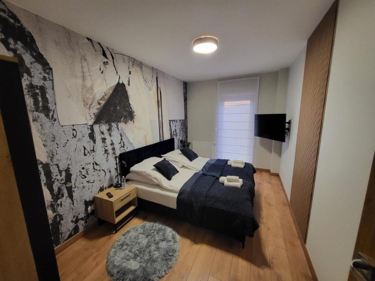 Apartamenty Hallera 4 Jarocin Eksteriør bilde